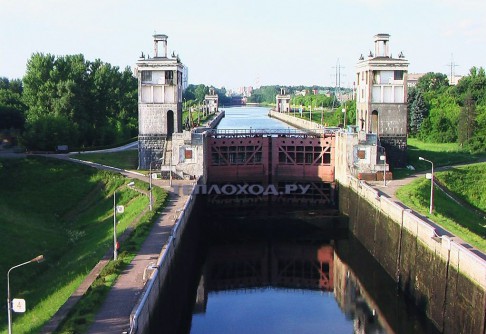 какие суда ходят по москве реке. Смотреть фото какие суда ходят по москве реке. Смотреть картинку какие суда ходят по москве реке. Картинка про какие суда ходят по москве реке. Фото какие суда ходят по москве реке