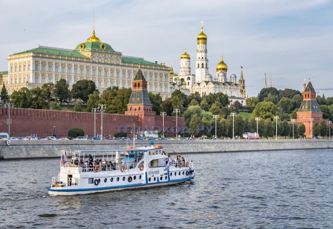 какие суда ходят по москве реке. Смотреть фото какие суда ходят по москве реке. Смотреть картинку какие суда ходят по москве реке. Картинка про какие суда ходят по москве реке. Фото какие суда ходят по москве реке
