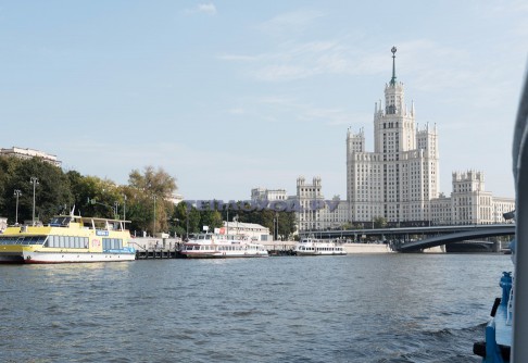 какие суда ходят по москве реке. Смотреть фото какие суда ходят по москве реке. Смотреть картинку какие суда ходят по москве реке. Картинка про какие суда ходят по москве реке. Фото какие суда ходят по москве реке