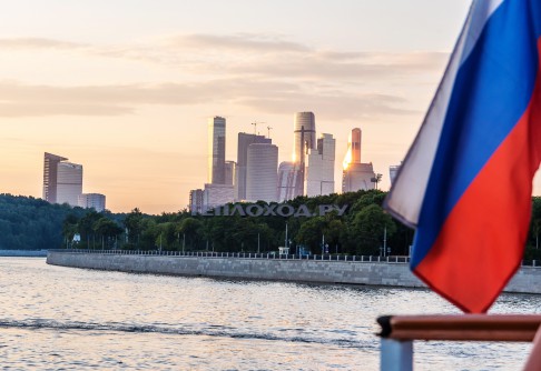 салют на день россии на теплоходе. Смотреть фото салют на день россии на теплоходе. Смотреть картинку салют на день россии на теплоходе. Картинка про салют на день россии на теплоходе. Фото салют на день россии на теплоходе